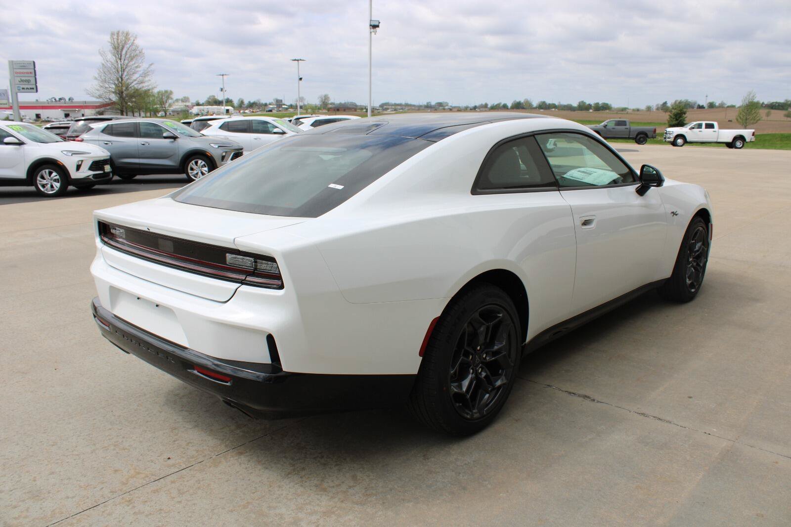 New 2026 Dodge Charger R/T w/ Blacktop Package AWD/4WD image 7