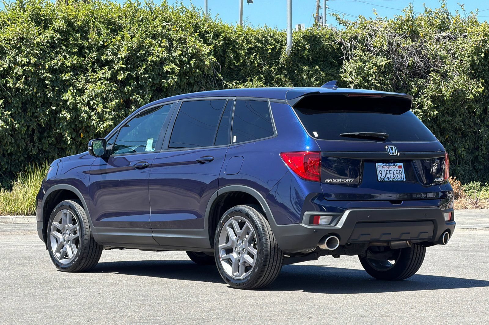Used 2023 Honda Passport EX-L image 6