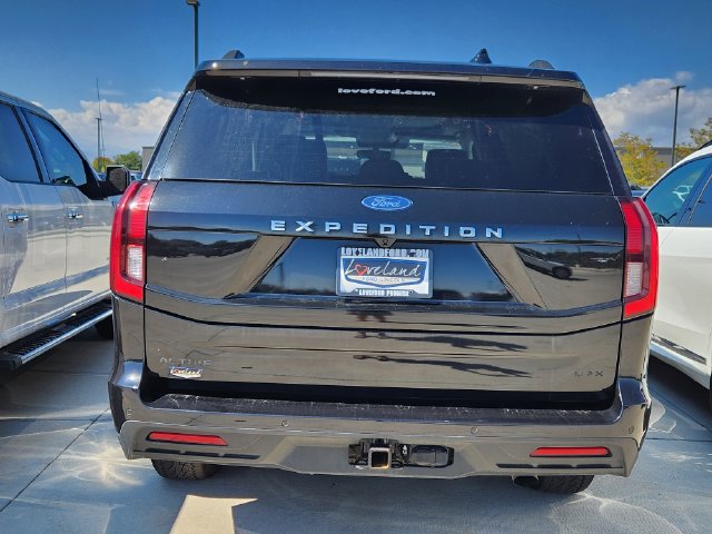 Used 2025 Ford Expedition Max Active AWD/4WD image 2