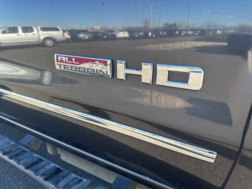 Used 2016 GMC Sierra 2500 SLT w/ Duramax Plus Package image 39