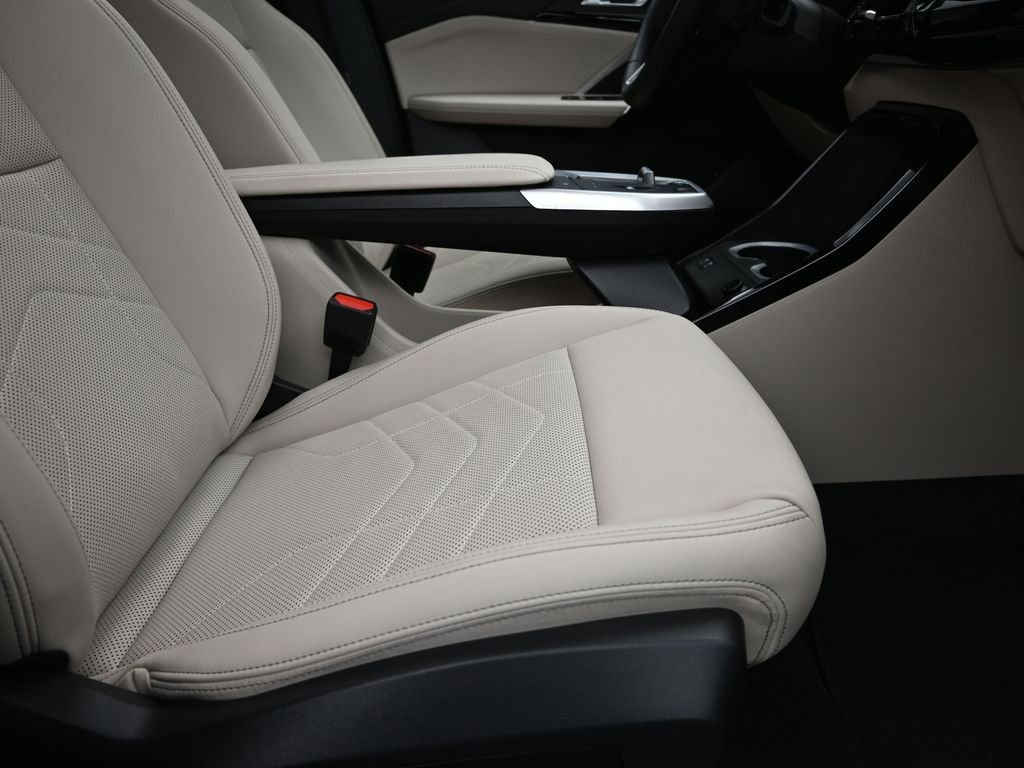 Certified 2025 BMW X1 xDrive28i image 25