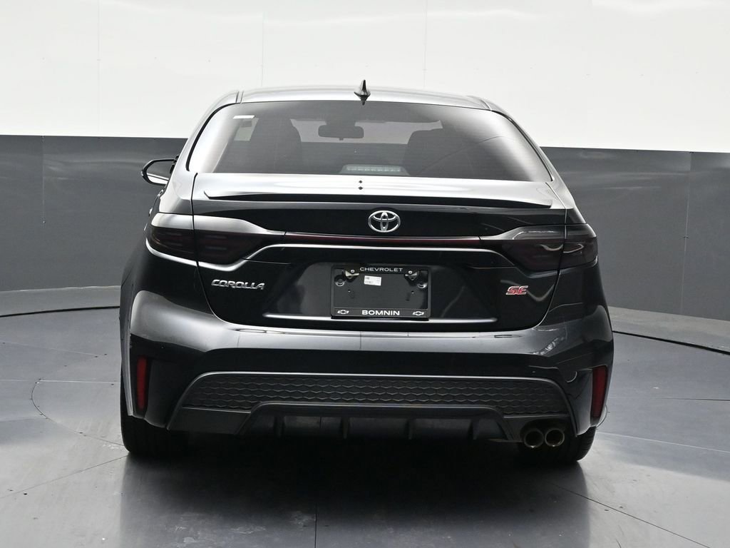 Used 2022 Toyota Corolla SE image 4