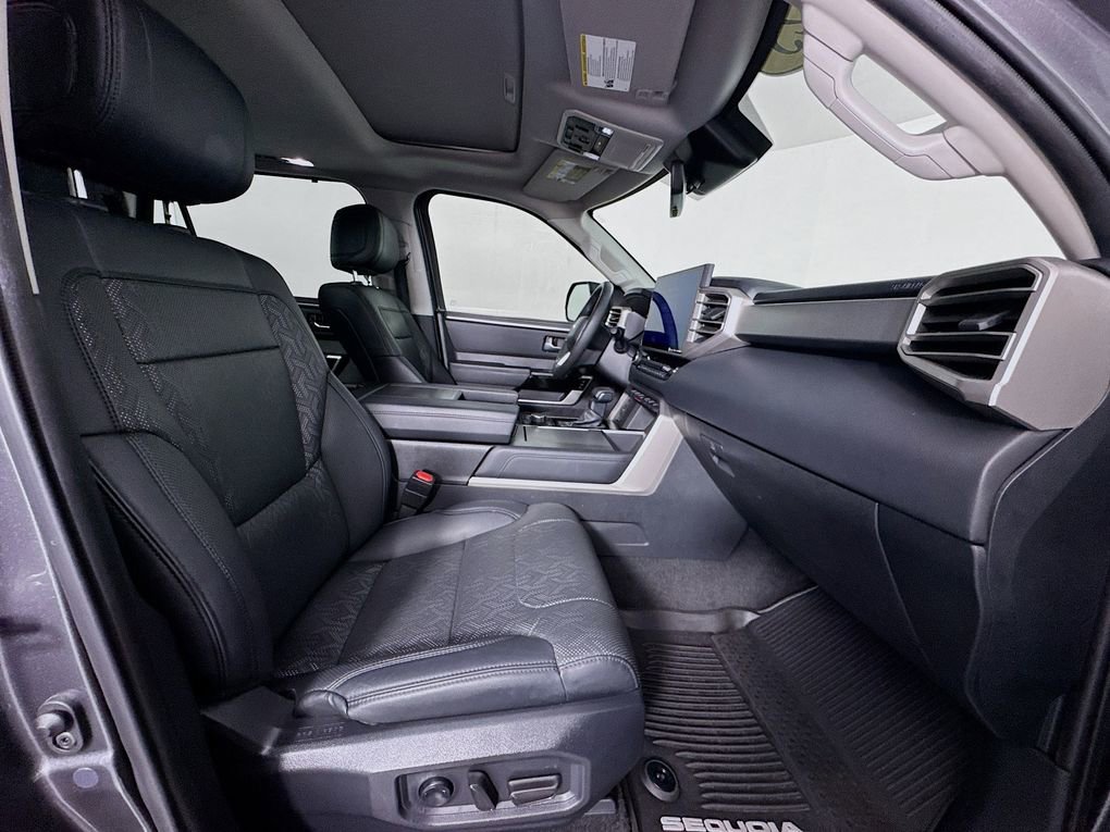 Used 2023 Toyota Sequoia Limited w/ TRD Off-Road Package image 31