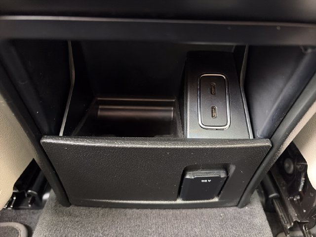 Used 2021 Mercedes-Benz GLE 450 4MATIC image 30