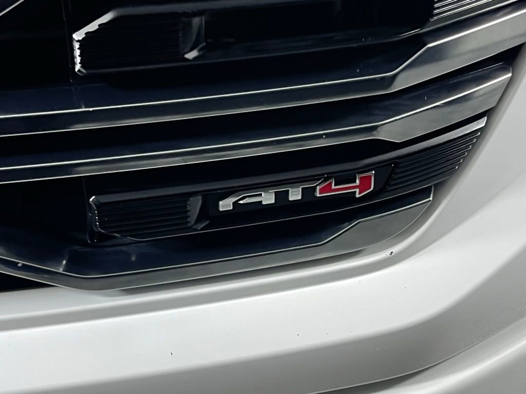 Used 2023 GMC Sierra 1500 AT4 w/ AT4 Preferred Package image 10