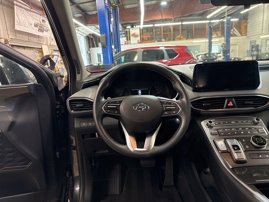 Used 2023 Hyundai Santa Fe SEL image 14