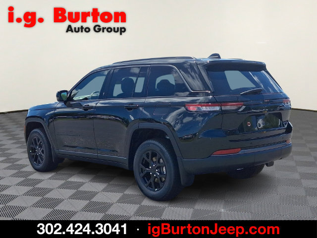 New 2026 Jeep Grand Cherokee Altitude AWD/4WD image 3