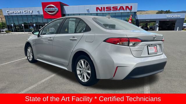 Used 2023 Toyota Corolla LE FWD image 5