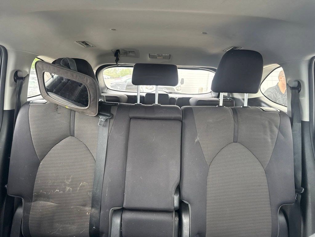Used 2021 Toyota Highlander L AWD/4WD image 9