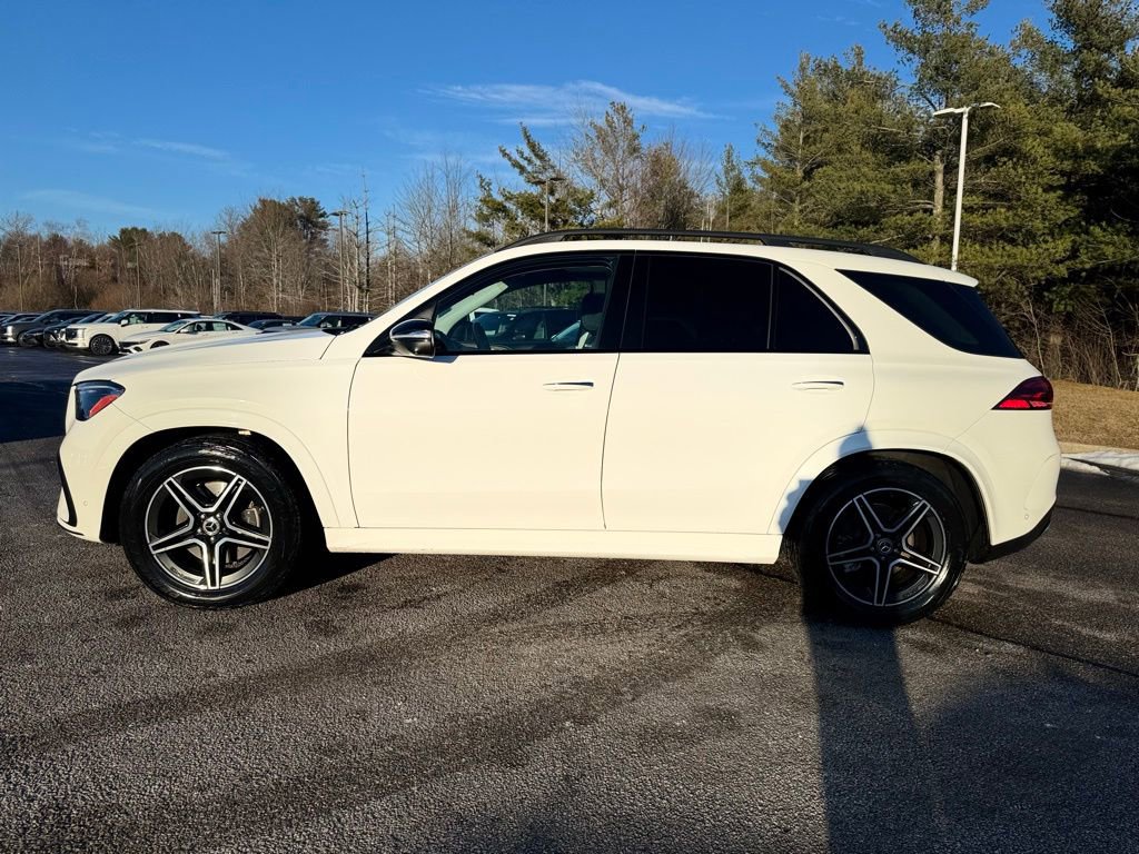 Used 2024 Mercedes-Benz GLE 450 4MATIC image 3