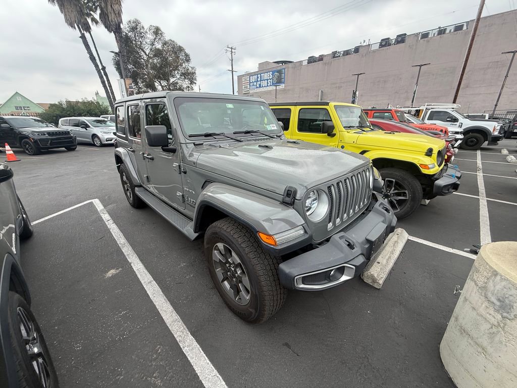 Used 2018 Jeep Wrangler Unlimited Sahara AWD/4WD image 3