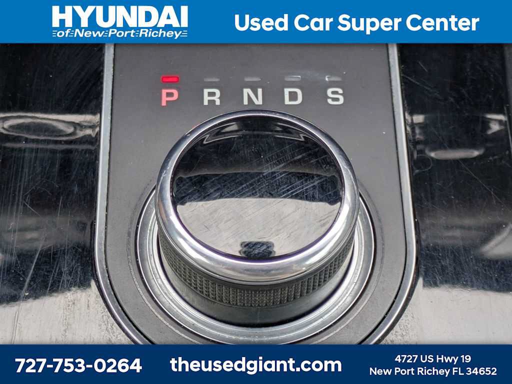 Used 2017 Jaguar XF RWD image 26