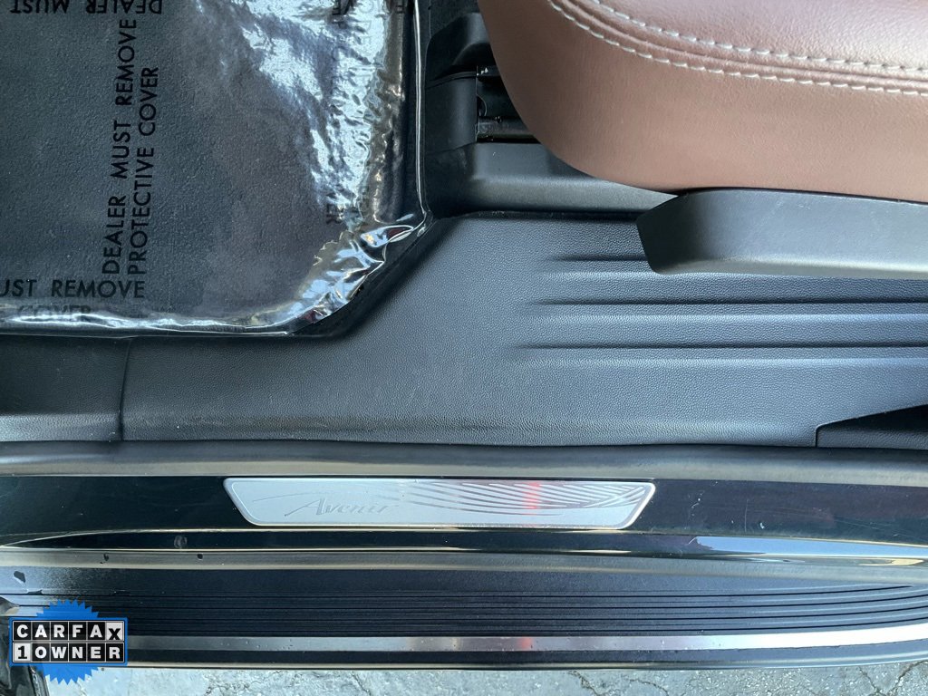 Used 2020 Buick Enclave Avenir w/ Avenir Technology Package image 27