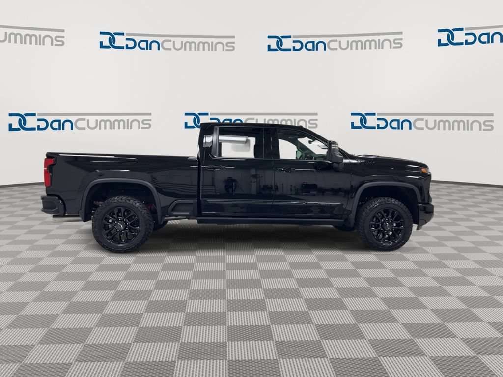 New 2026 Chevrolet Silverado 2500 High Country w/ High Country Premium Package AWD/4WD image 9