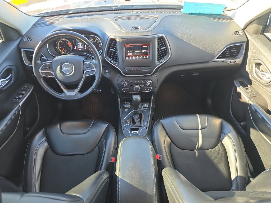 Used 2020 Jeep Cherokee Latitude Plus w/ Cold Weather Group image 21