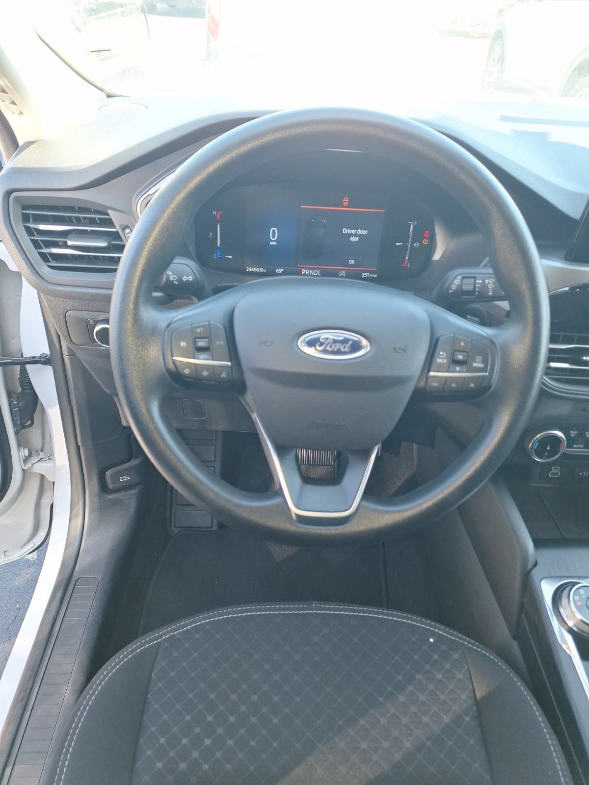 Used 2025 Ford Escape Active AWD/4WD image 13