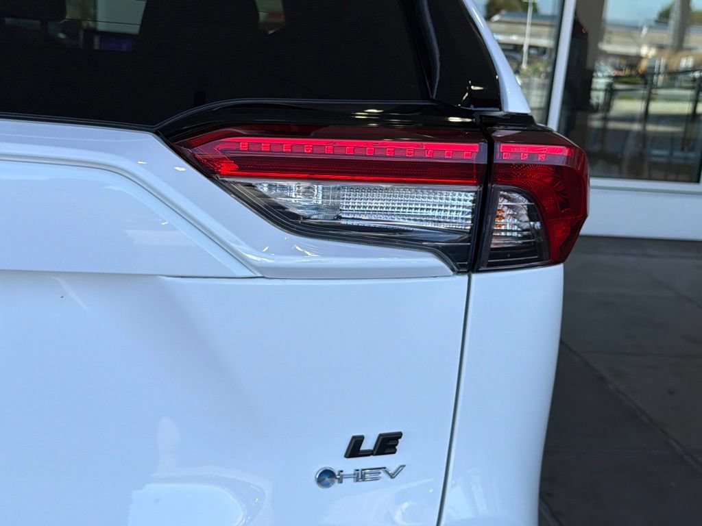 Certified 2025 Toyota RAV4 LE AWD/4WD image 13