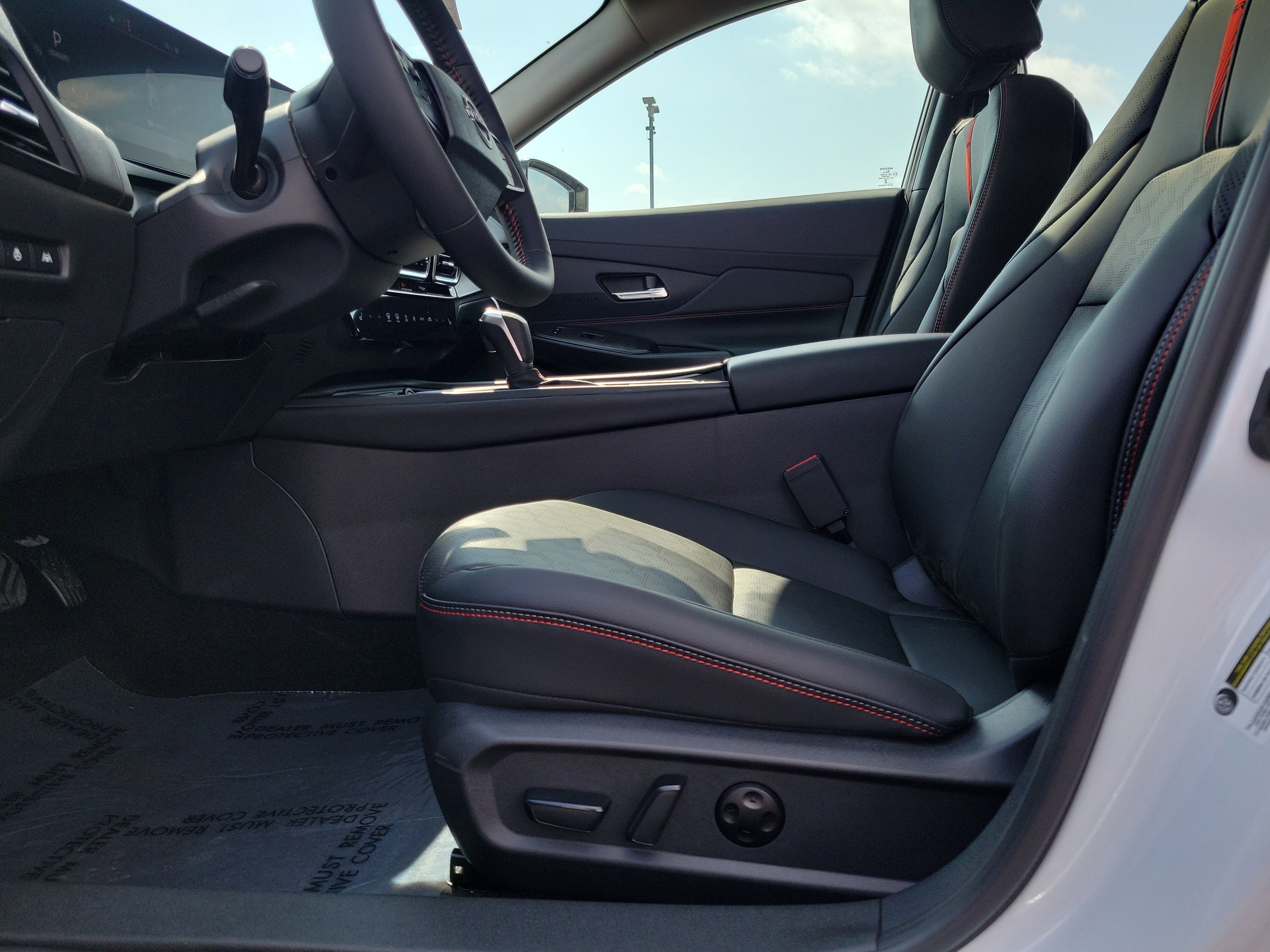 New 2026 Nissan Sentra SR w/ SR Premium Package FWD image 16