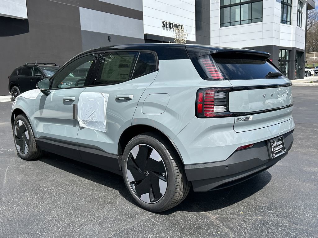 New 2026 Volvo EX30 Plus w/ Protection Package Premier image 4