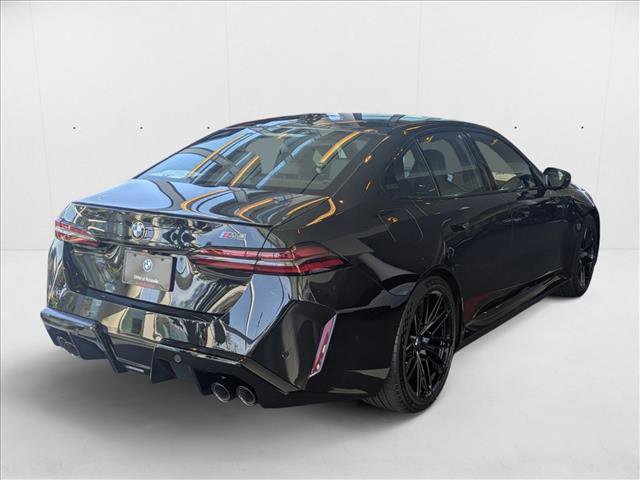 New 2026 BMW M5 image 2