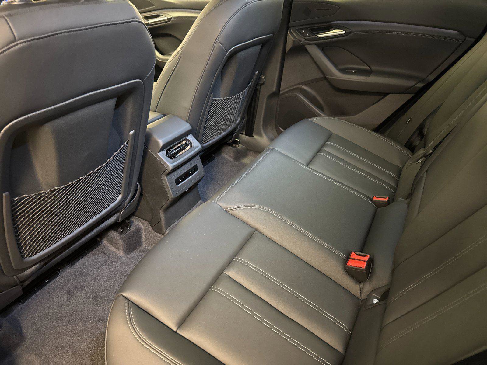New 2027 Audi Q6 e-tron Premium AWD/4WD image 11