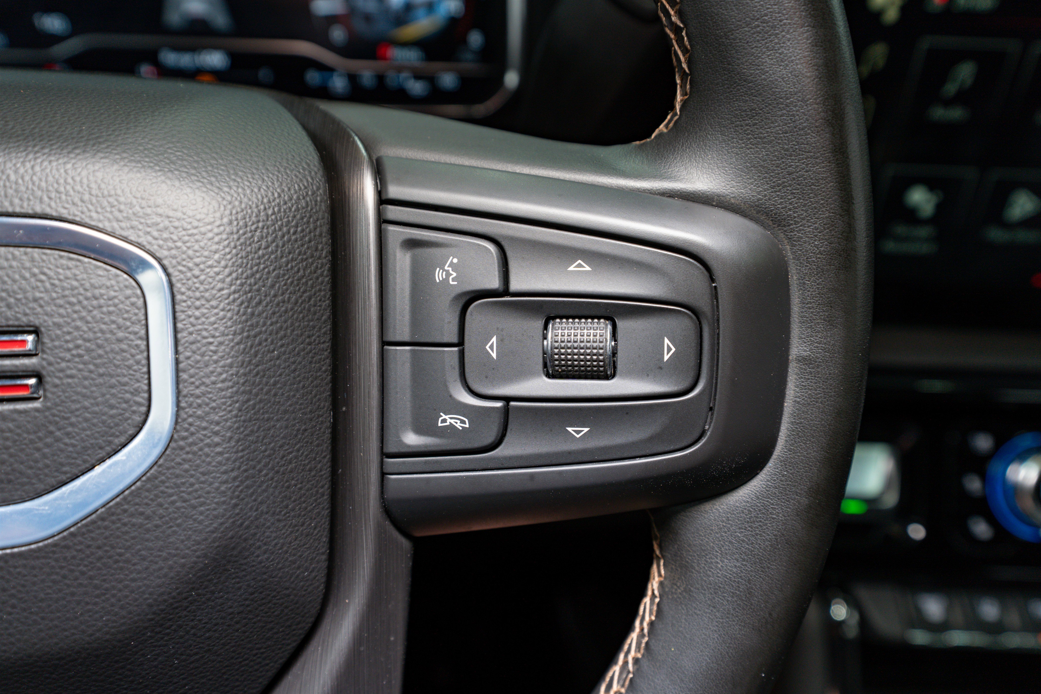 Used 2024 GMC Sierra 2500 AT4 w/ AT4 Preferred Package image 28