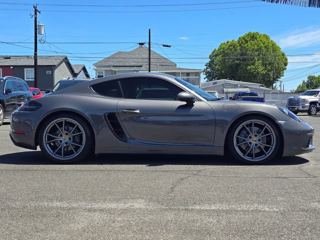 Used 2019 Porsche 718 Cayman RWD image 6