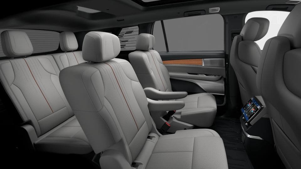 New 2026 Cadillac Vistiq Luxury w/ LPO, Floor Liner Package AWD/4WD image 36