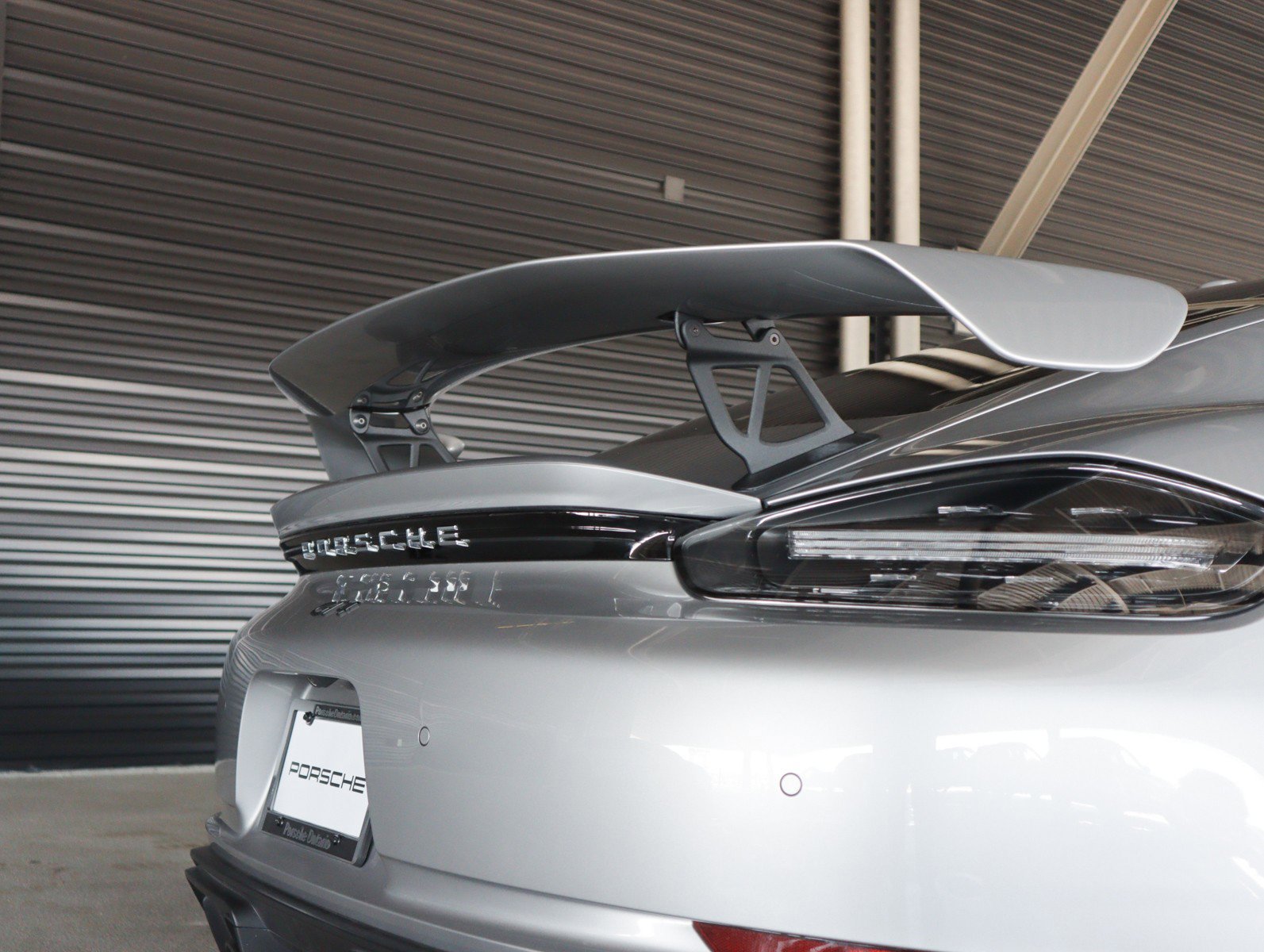 Certified 2020 Porsche 718 Cayman GT4 RWD image 21