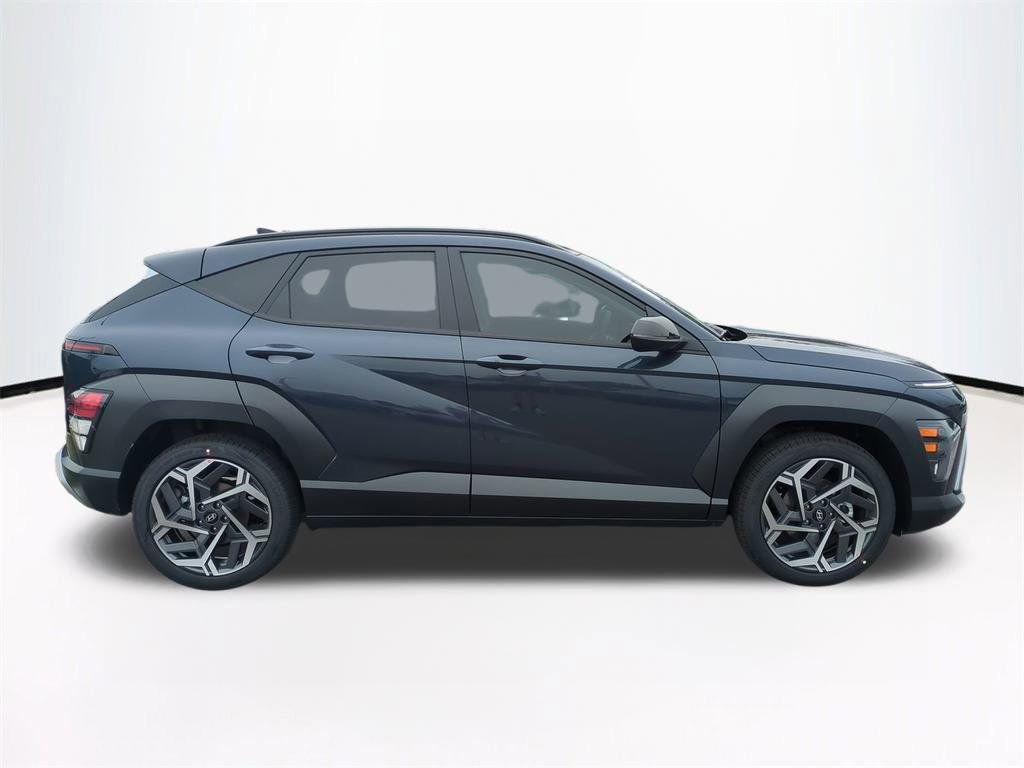 New 2026 Hyundai Kona SEL Premium image 4