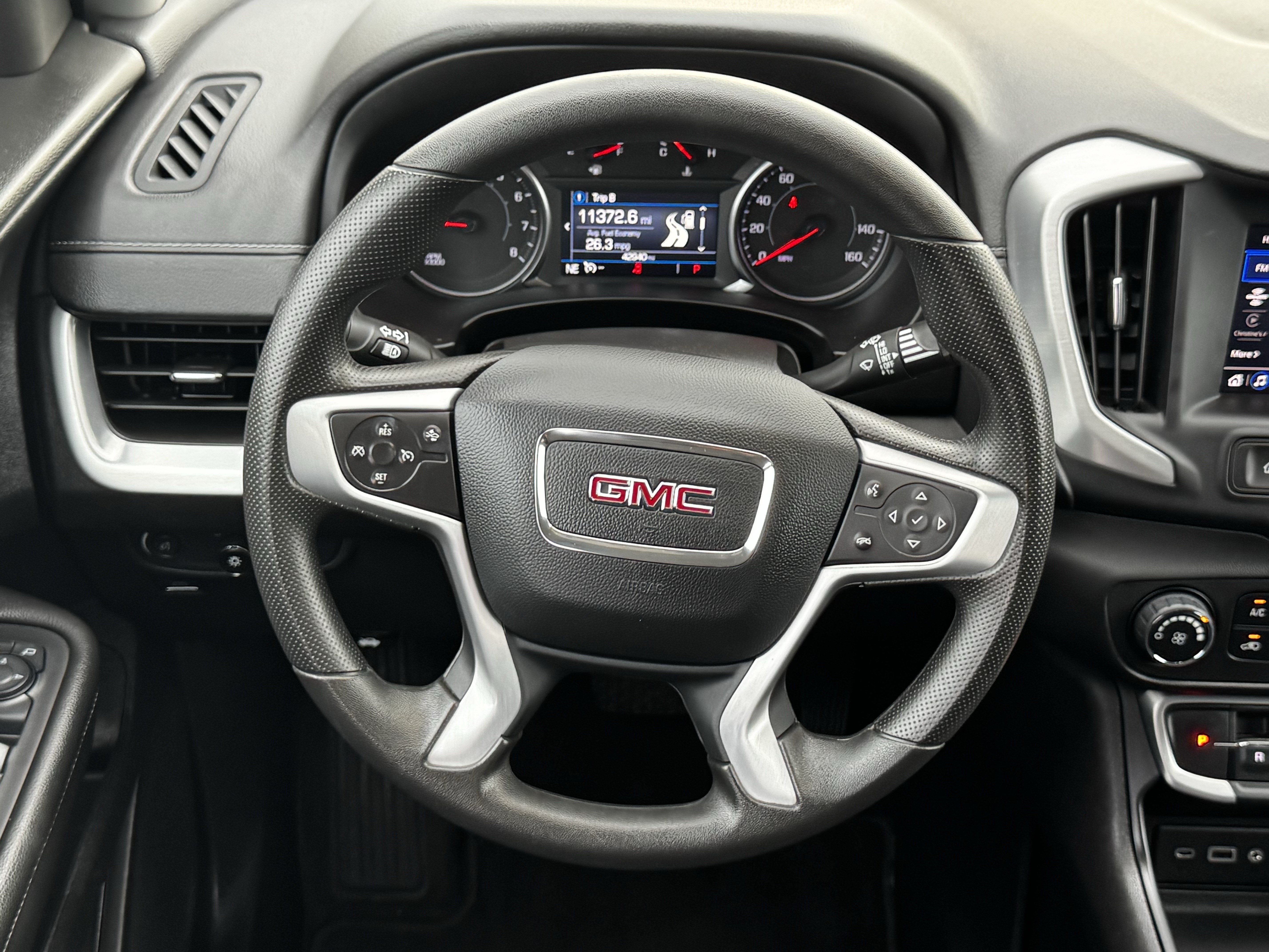 Used 2024 GMC Terrain SLE FWD image 15