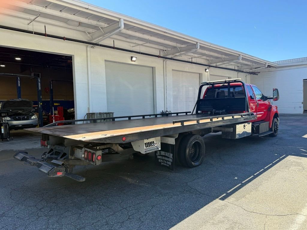 Used 2017 Ford F650 2WD SuperCab Super Duty image 7