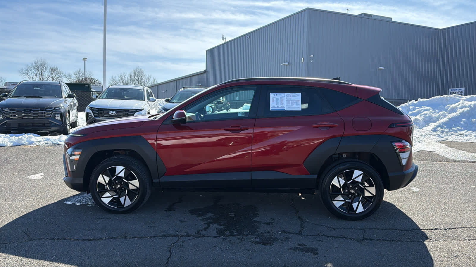Used 2024 Hyundai Kona SEL image 4