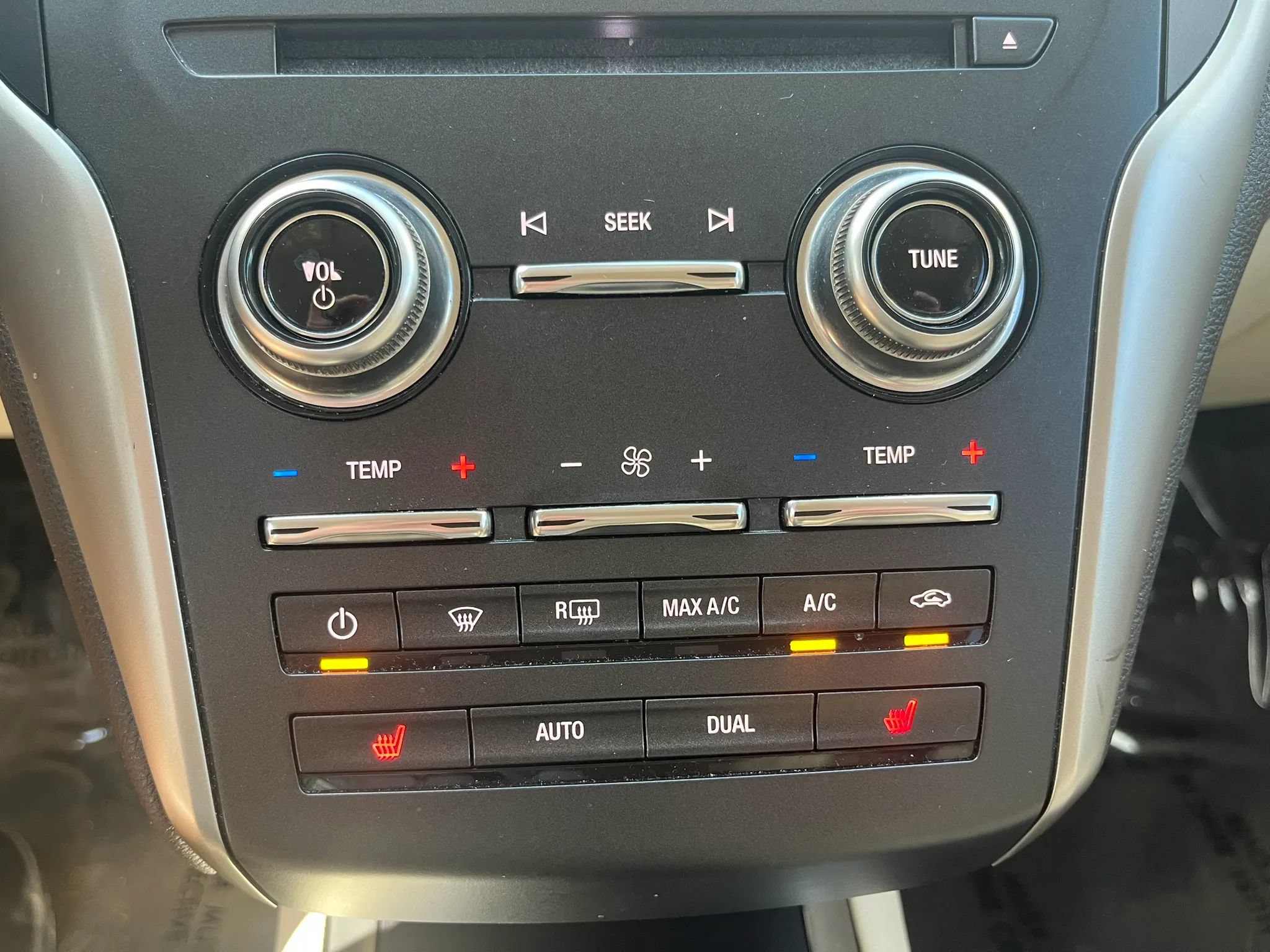 Used 2015 Lincoln MKC FWD w/ Equipment Group 101A Select image 23