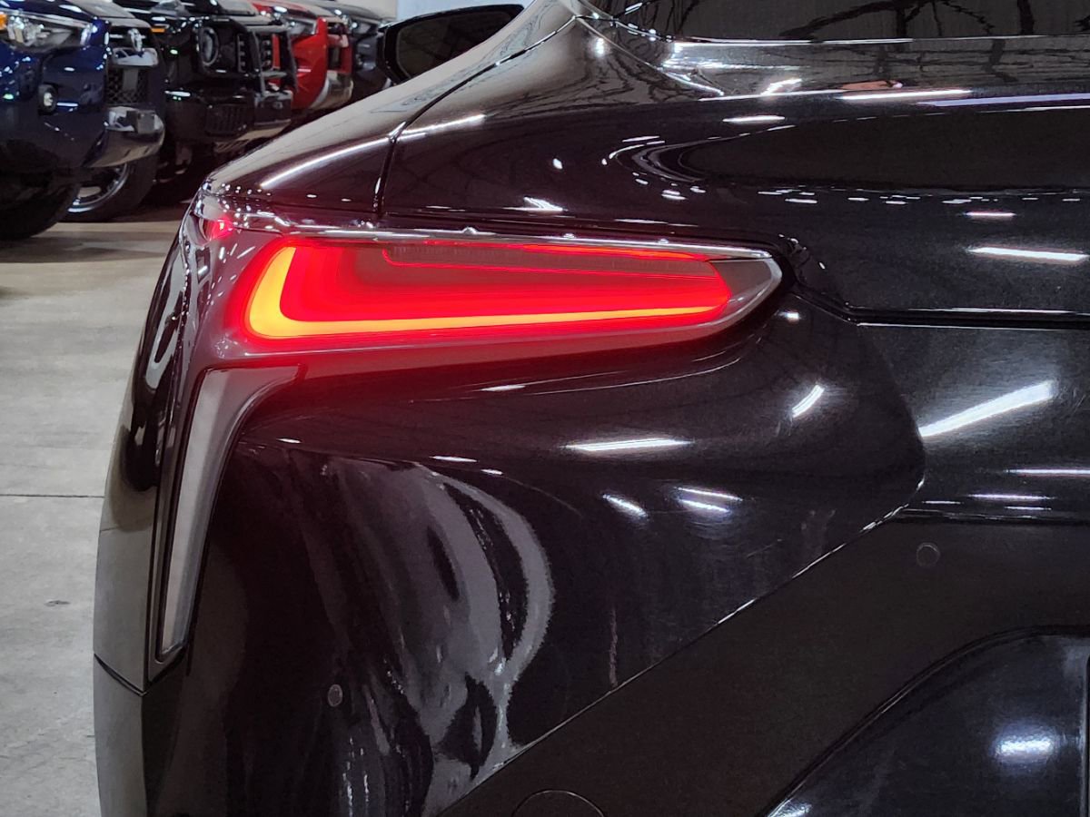 Used 2018 Lexus LC 500 Coupe w/ Sport Package image 20
