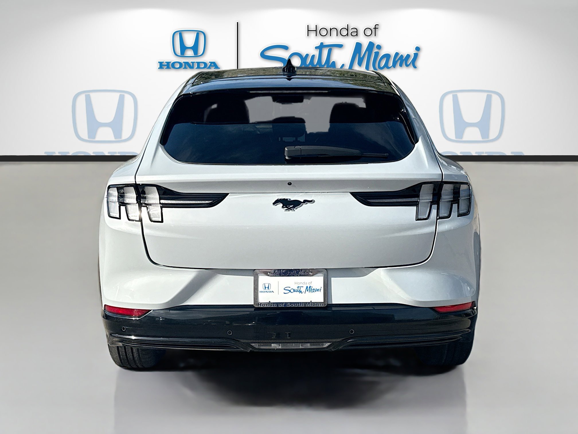 Used 2023 Ford Mustang Mach-E Premium image 6