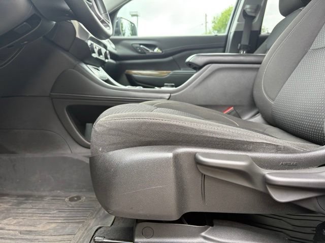 Used 2022 GMC Acadia SLE w/ LPO, Floor Liner Package FWD image 31