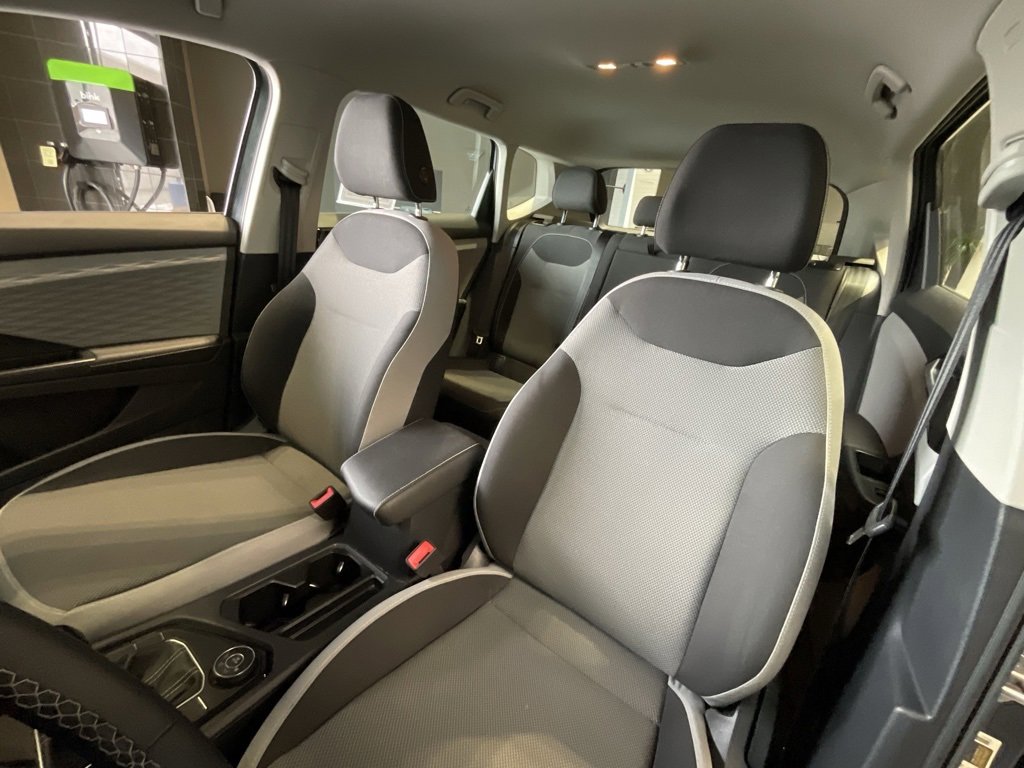 Used 2024 Volkswagen Taos S image 9