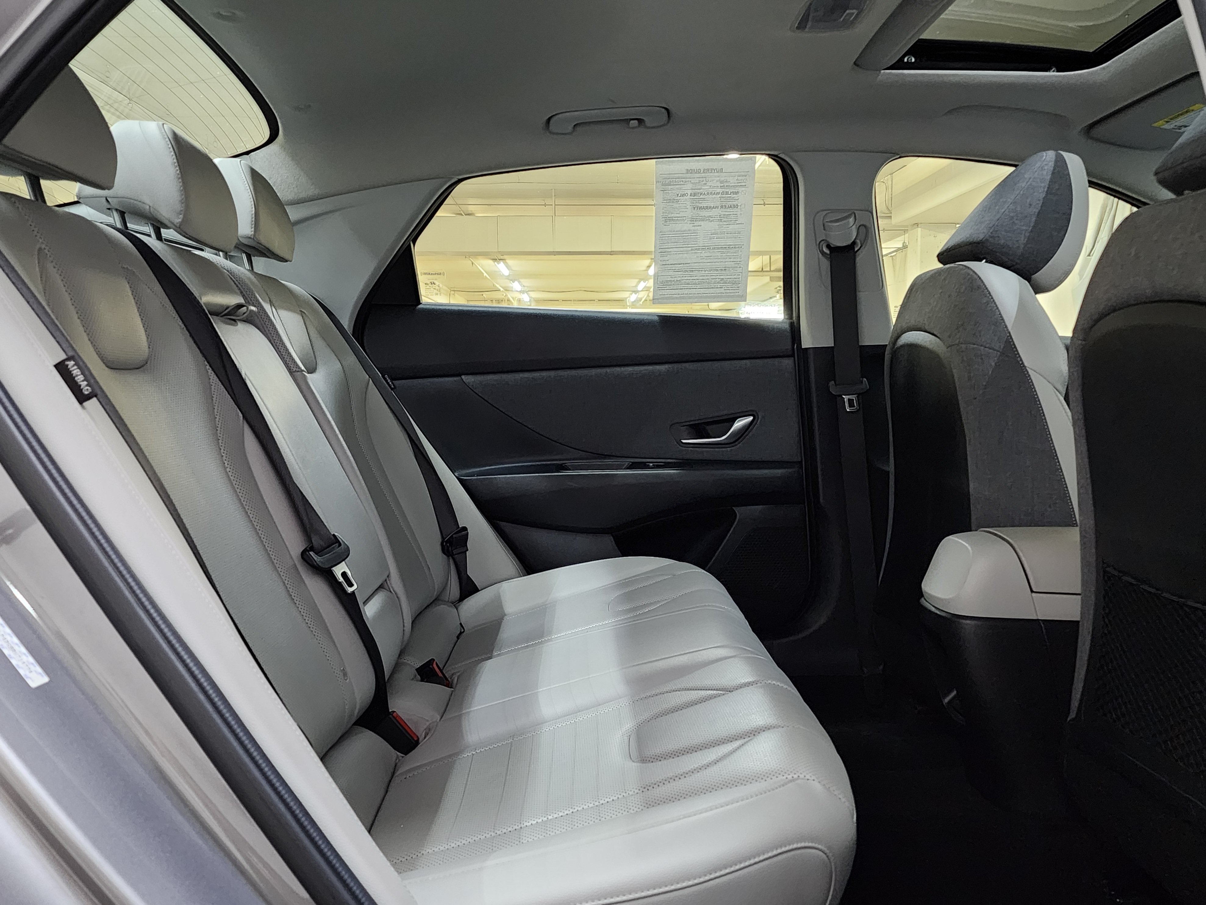 Used 2024 Hyundai Elantra Limited FWD image 21