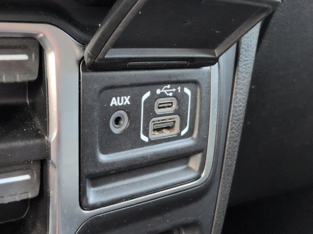 Used 2024 Jeep Wrangler Unlimited Sport AWD/4WD image 21