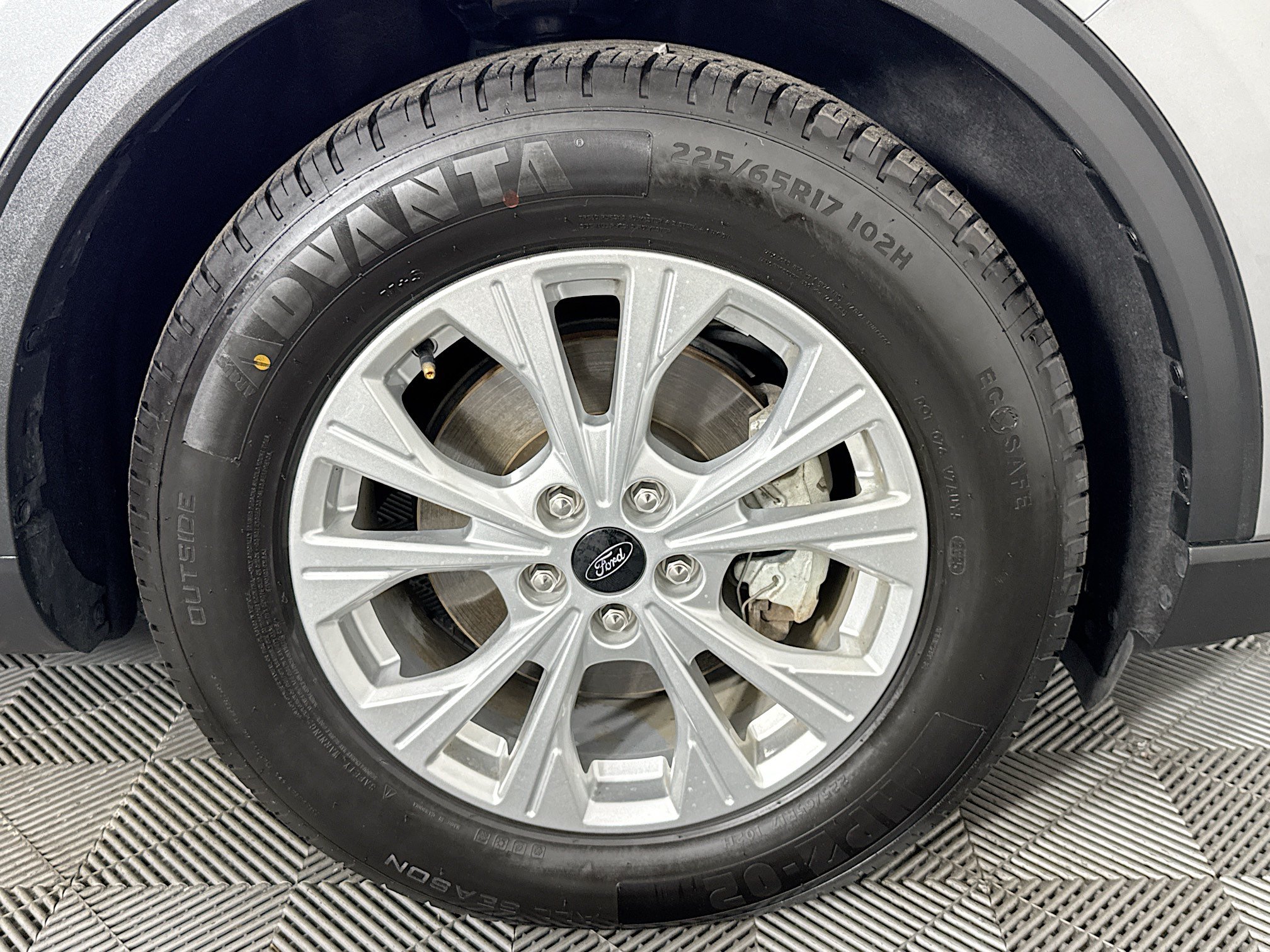 Used 2023 Ford Escape Active w/ Tech Pack #1 FWD image 30