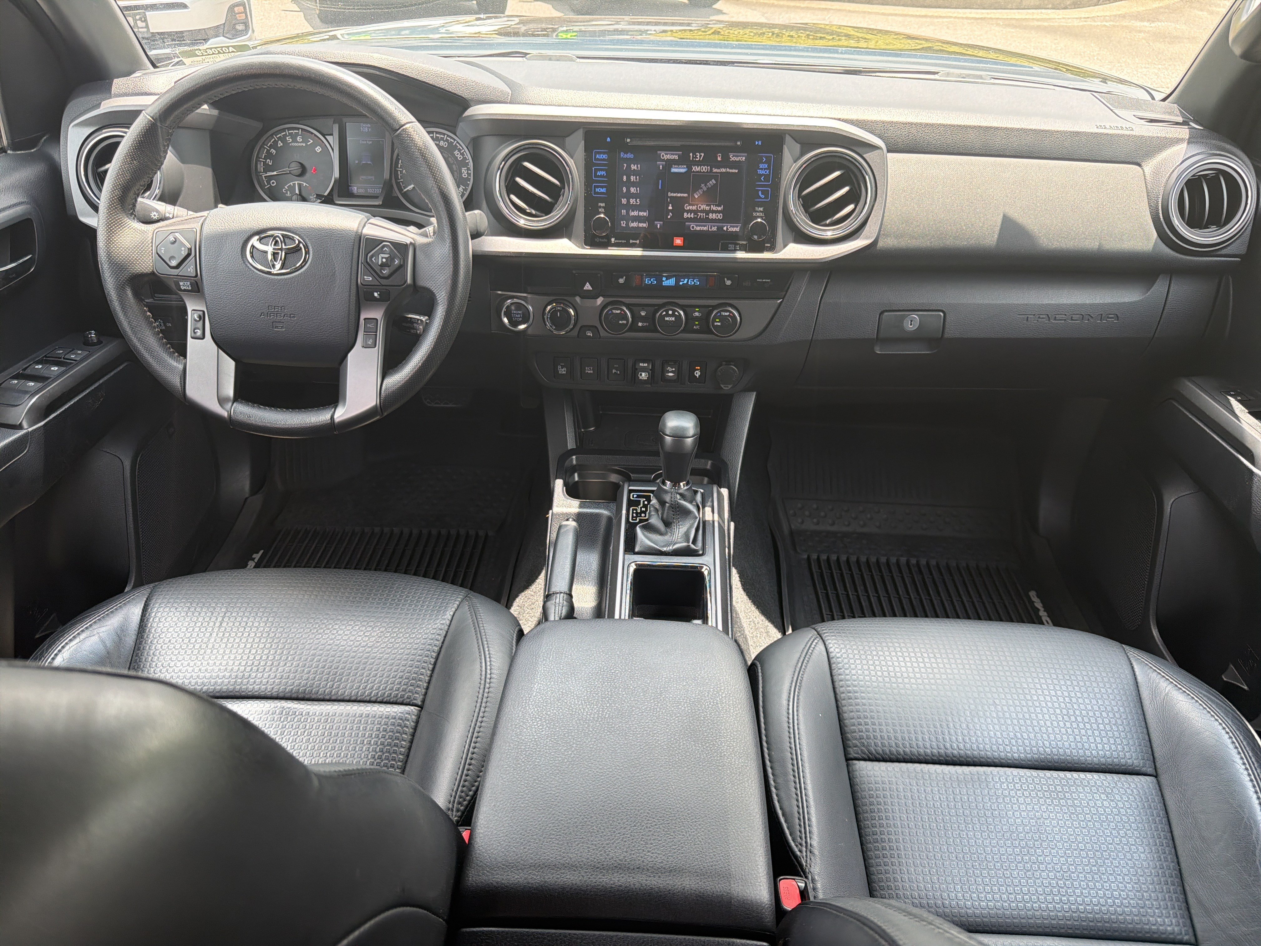 Used 2019 Toyota Tacoma TRD Off-Road AWD/4WD image 4