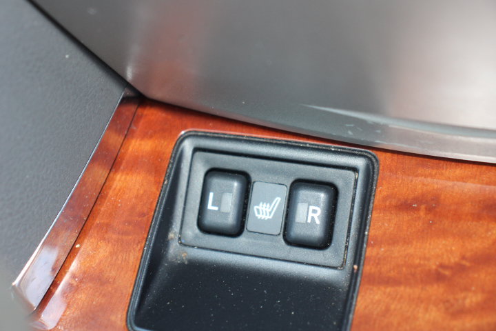Used 2011 Toyota Camry XLE w/ XLE Extra-Value Pkg #2 FWD image 22