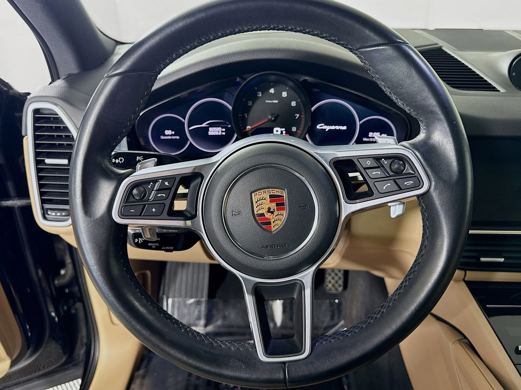 Certified 2020 Porsche Cayenne image 15