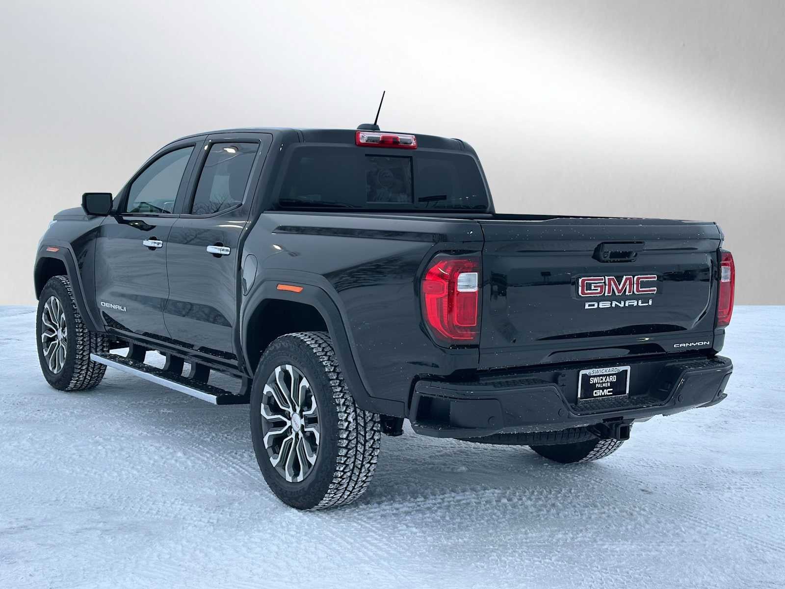New 2026 GMC Canyon Denali image 5
