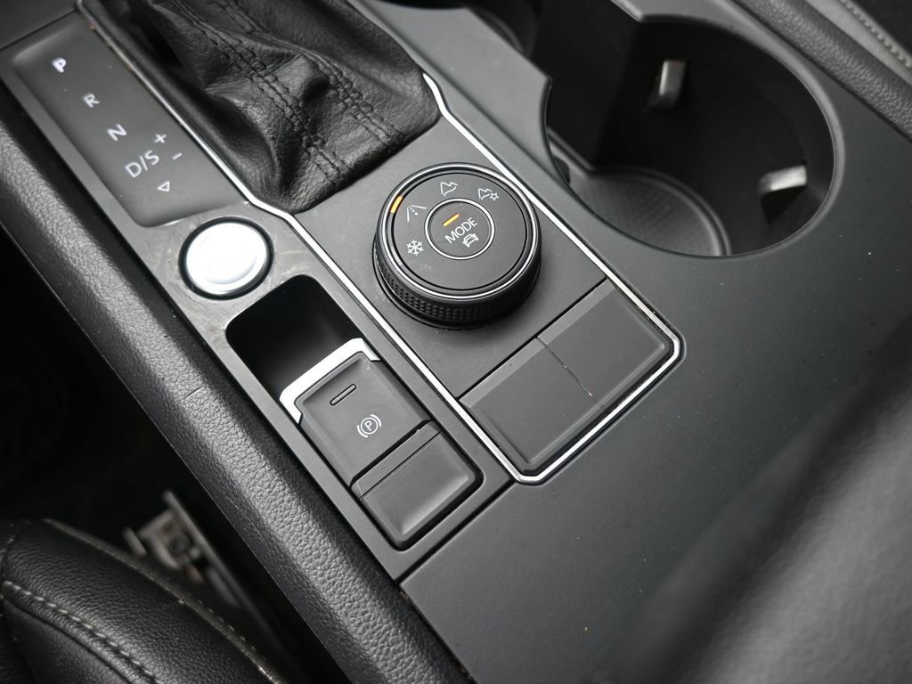 Used 2019 Volkswagen Atlas SE AWD/4WD image 9