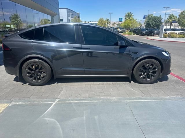 Used 2025 Tesla Model X AWD/4WD image 4