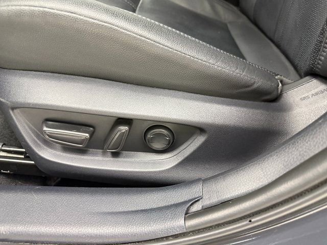 Used 2025 Toyota Camry XSE FWD image 28