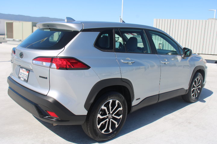 Used 2024 Toyota Corolla Cross AWD Hybrid image 3