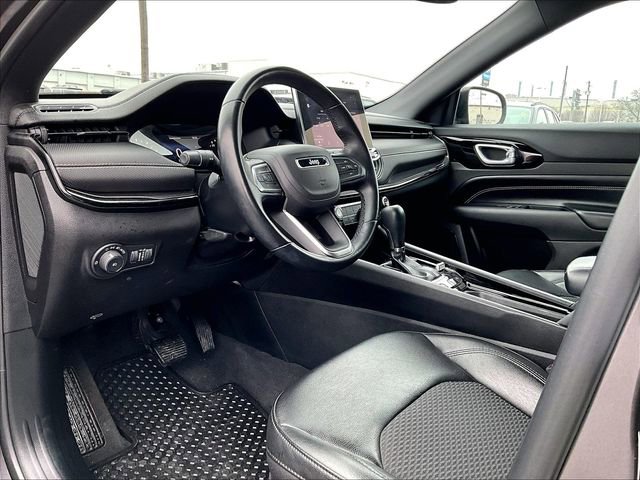 Used 2022 Jeep Compass Altitude w/ Sun and Sound Group image 8